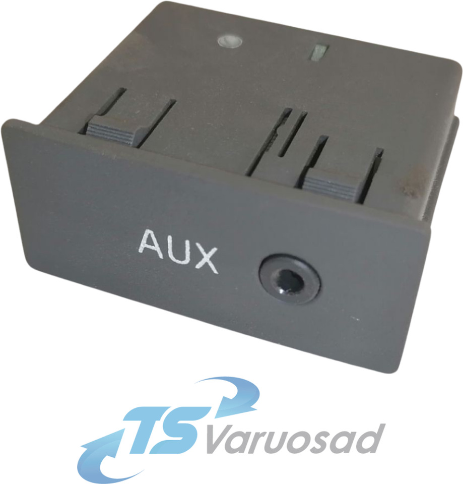 Volvo Volvo AUX pistiku paneel 21079667 - النظام الكهربائي - شاحنة: صور 1 Volvo Volvo AUX pistiku paneel 21079667 - النظام الكهربائي - شاحنة: صور 1