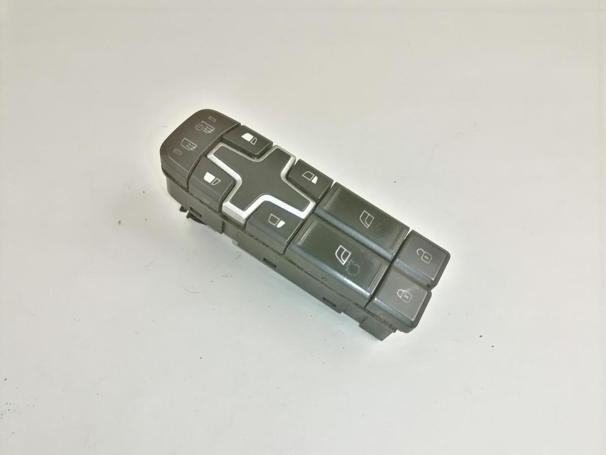 Volvo Volvo lüliti, aknatõstuk 22154235 - الكبائن - شاحنة: صور 2 Volvo Volvo lüliti, aknatõstuk 22154235 - الكبائن - شاحنة: صور 2