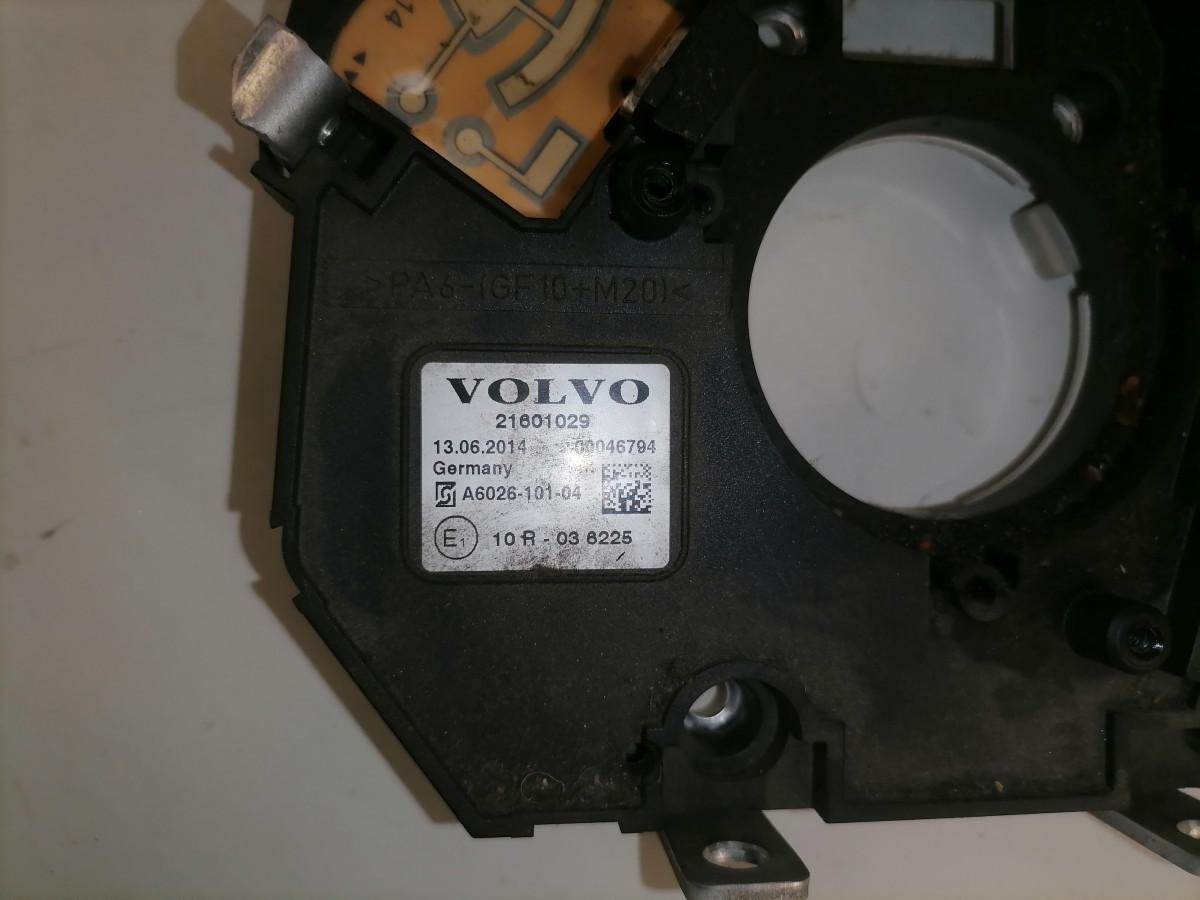 Volvo Volvo rooli lülitite kandur 21601029 - الكبائن - شاحنة: صور 5 Volvo Volvo rooli lülitite kandur 21601029 - الكبائن - شاحنة: صور 5