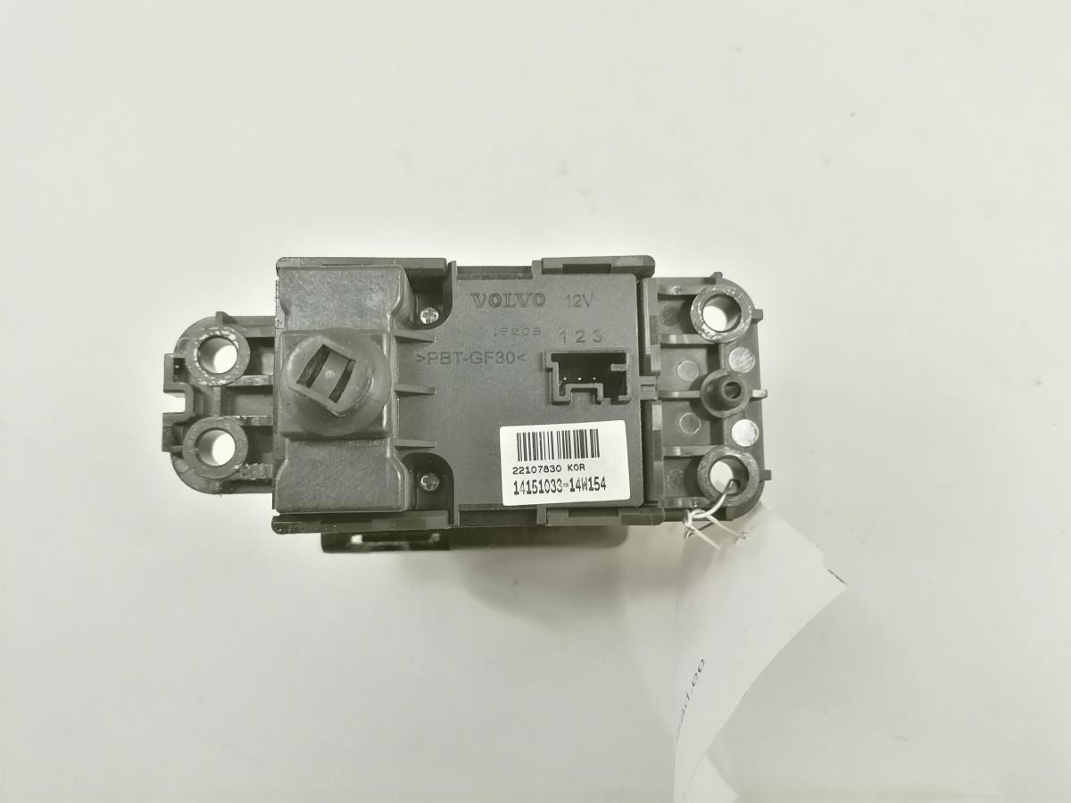 Volvo Volvo switch, parking brake 22107830 - الكبائن - شاحنة: صور 4 Volvo Volvo switch, parking brake 22107830 - الكبائن - شاحنة: صور 4
