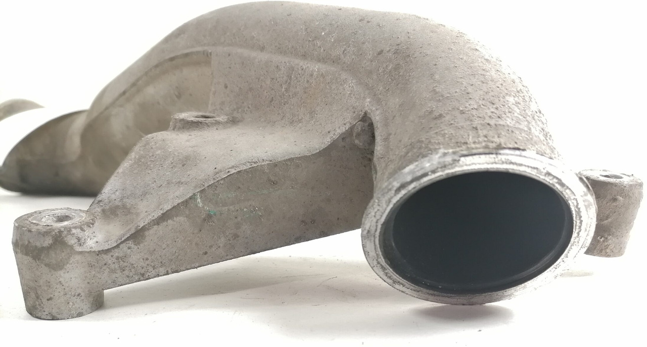 Volvo intercooler pipe 3979999 - المبرد - شاحنة: صور 2 Volvo intercooler pipe 3979999 - المبرد - شاحنة: صور 2