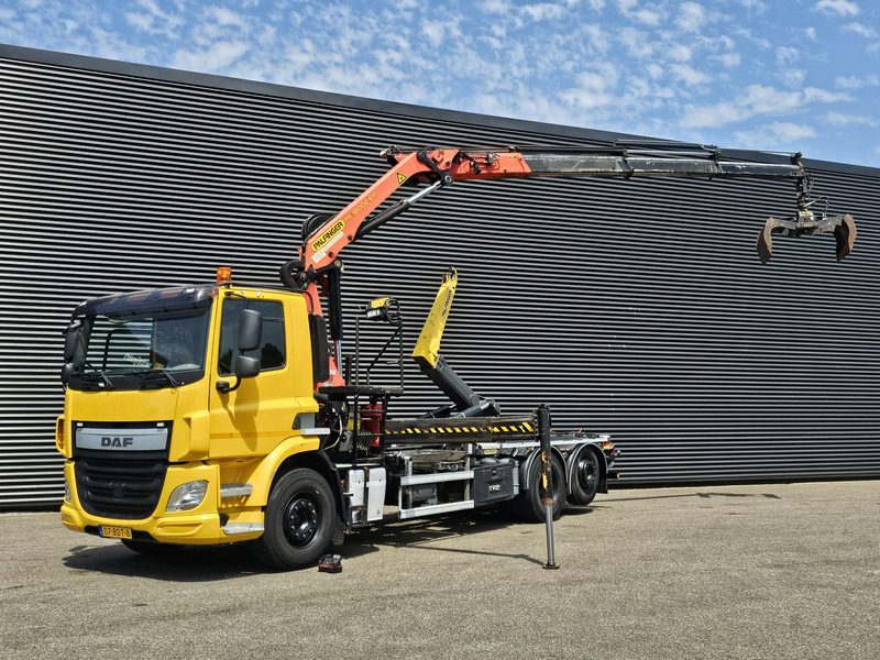 DAF CF 330 6x2-4 / PALFINGER CRANE + HOOKLIFT - شاحنة ذات الخطاف, شاحنة كرين: صور 1 DAF CF 330 6x2-4 / PALFINGER CRANE + HOOKLIFT - شاحنة ذات الخطاف, شاحنة كرين: صور 1