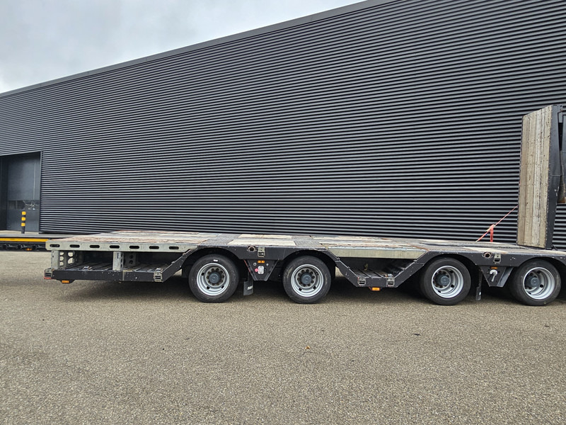 Faymonville MULTIMAX - EXTENDABLE / HYDR RAMP / WHEEL WELL / RADMULDEN - عربة مسطحة منخفضة نصف مقطورة: صور 4 Faymonville MULTIMAX - EXTENDABLE / HYDR RAMP / WHEEL WELL / RADMULDEN - عربة مسطحة منخفضة نصف مقطورة: صور 4