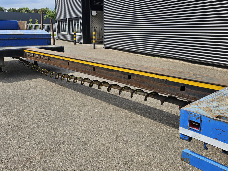 Lintrailers 4 LSDU 18-36 / 4 AXLE / EXTENDABLE - عربة مسطحة منخفضة نصف مقطورة: صور 3 Lintrailers 4 LSDU 18-36 / 4 AXLE / EXTENDABLE - عربة مسطحة منخفضة نصف مقطورة: صور 3
