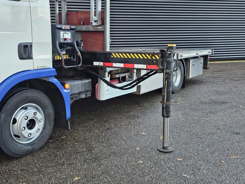 MAN TGL 12.220 / HIAB CRANE / MACHINE TRANSPORT - شاحنة كرين: صور 4 MAN TGL 12.220 / HIAB CRANE / MACHINE TRANSPORT - شاحنة كرين: صور 4