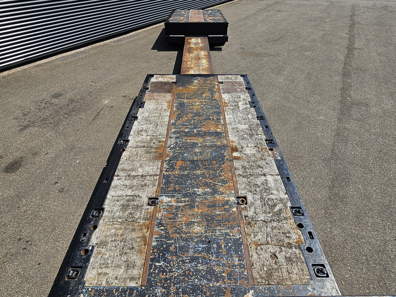 MEUSBURGER MPG 3 / LOW BED / EXTENDABLE / 3 x STEERING AXLE - عربة مسطحة منخفضة نصف مقطورة: صور 5 MEUSBURGER MPG 3 / LOW BED / EXTENDABLE / 3 x STEERING AXLE - عربة مسطحة منخفضة نصف مقطورة: صور 5