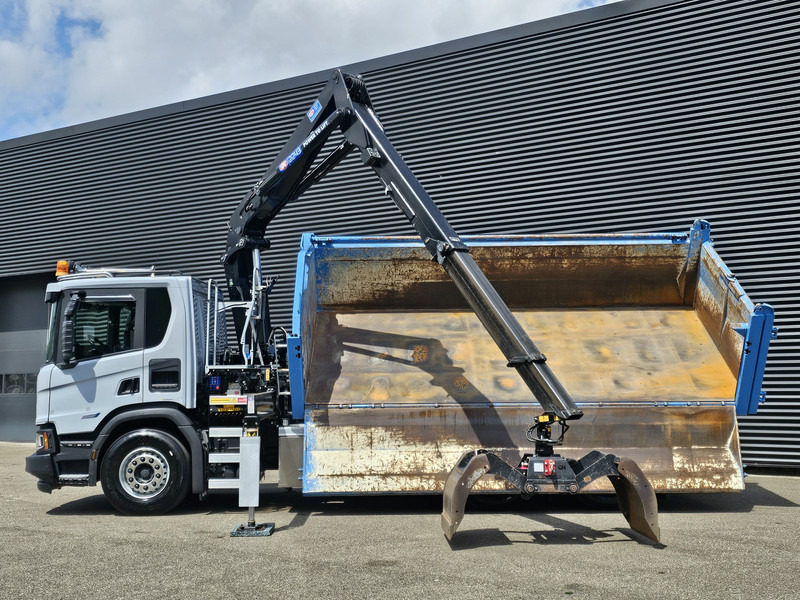 Scania P420 6x2-4 / HMF Z KRAAN / 2 KANTEN KIPPER - قلابات, شاحنة كرين: صور 3 Scania P420 6x2-4 / HMF Z KRAAN / 2 KANTEN KIPPER - قلابات, شاحنة كرين: صور 3