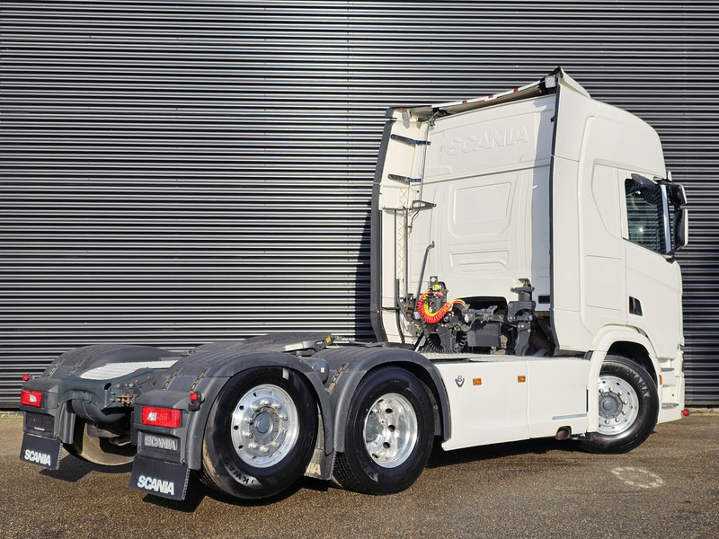 Scania R580 / V8 6X2 / RETARDER / FULL AIR - شاحنة جرار: صور 3 Scania R580 / V8 6X2 / RETARDER / FULL AIR - شاحنة جرار: صور 3