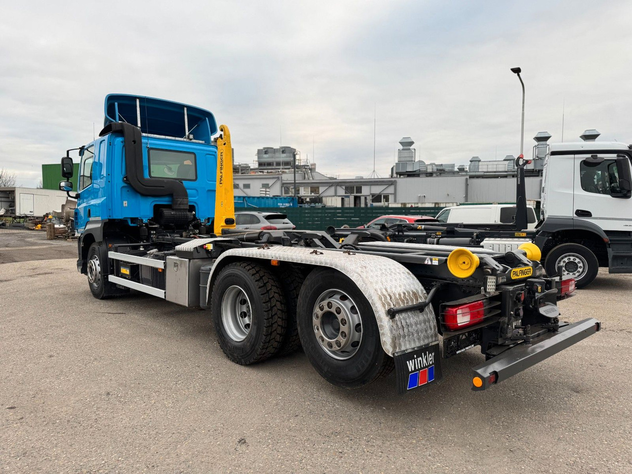 DAF CF 480 6X2 Abroller Funk 8 Stück neue Pirelli DAF CF 480 6X2 Abroller Funk 8 Stück neue Pirelli - شاحنة ذات الخطاف: صور 3 DAF CF 480 6X2 Abroller Funk 8 Stück neue Pirelli DAF CF 480 6X2 Abroller Funk 8 Stück neue Pirelli - شاحنة ذات الخطاف: صور 3