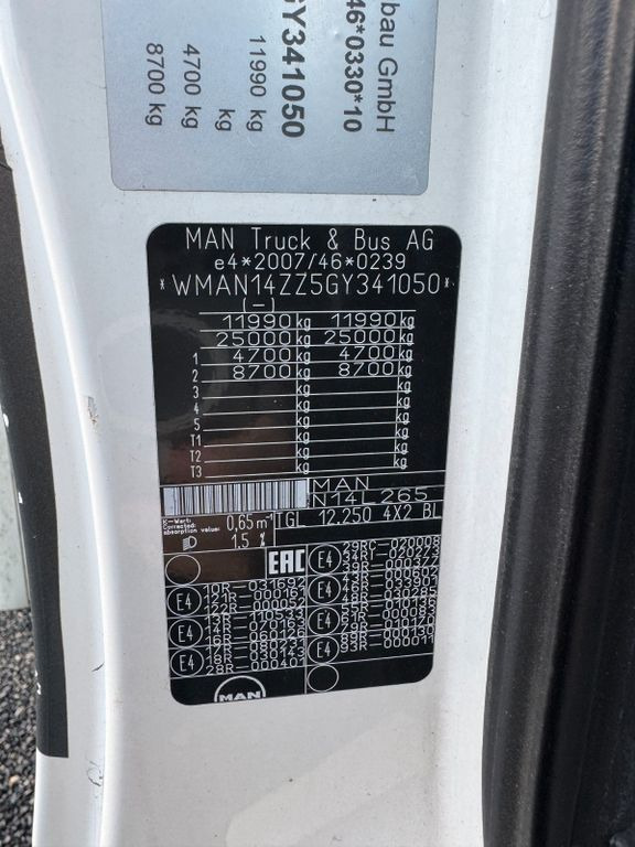 MAN 12.250 4X2 Koffer LBW Klima Diff.Sperre AHK MAN 12.250 4X2 Koffer LBW Klima Diff.Sperre AHK - بصندوق مغلق شاحنة: صور 3 MAN 12.250 4X2 Koffer LBW Klima Diff.Sperre AHK MAN 12.250 4X2 Koffer LBW Klima Diff.Sperre AHK - بصندوق مغلق شاحنة: صور 3