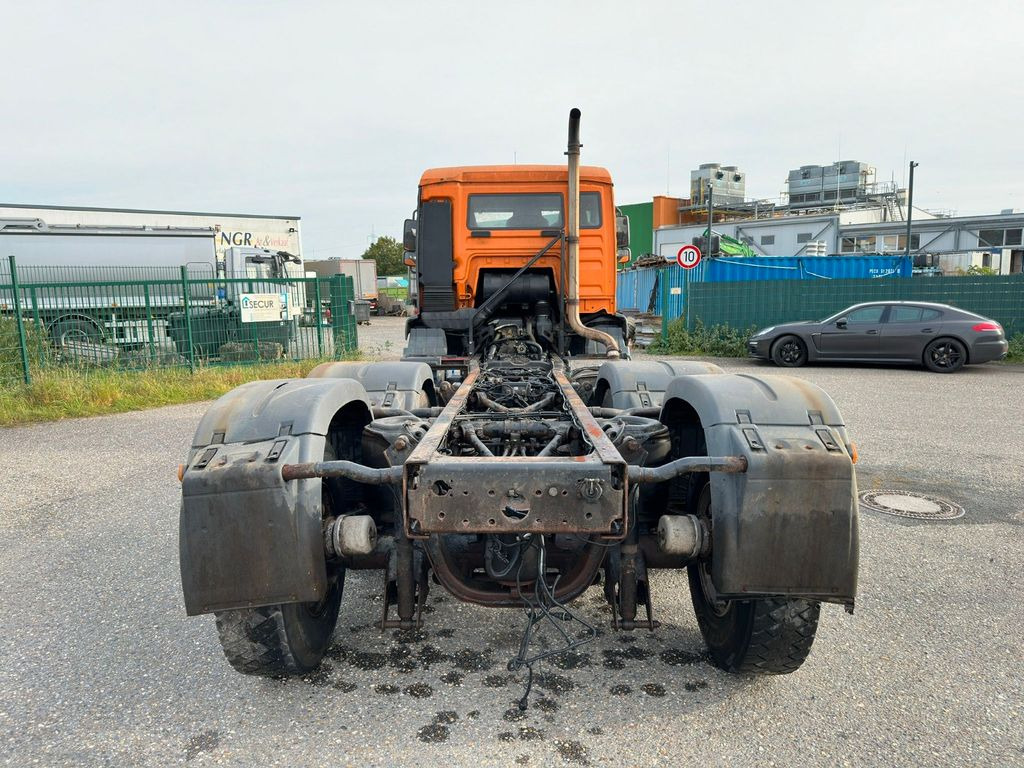 MAN 26.310 6x2 Fahrgestell Lift & Lenkachse - الشاسيه شاحنة: صور 5 MAN 26.310 6x2 Fahrgestell Lift & Lenkachse - الشاسيه شاحنة: صور 5