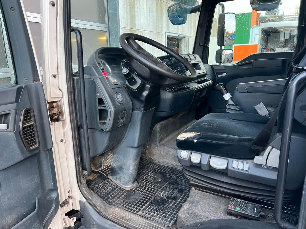 MAN 8.180 4X2 offene Pritsche MAN 8.180 4X2 offene Pritsche - الشاحنات الصغيرة المسطحة: صور 5 MAN 8.180 4X2 offene Pritsche MAN 8.180 4X2 offene Pritsche - الشاحنات الصغيرة المسطحة: صور 5