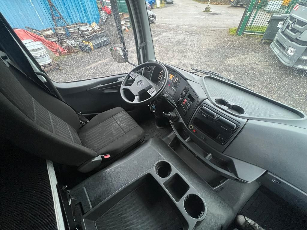 Mercedes-Benz 1324 4X2 Koffer Plane 6 to. Hebebühne Mercedes-Benz 1324 4X2 Koffer Plane 6 to. Hebebühne - بصندوق مغلق شاحنة: صور 2 Mercedes-Benz 1324 4X2 Koffer Plane 6 to. Hebebühne Mercedes-Benz 1324 4X2 Koffer Plane 6 to. Hebebühne - بصندوق مغلق شاحنة: صور 2