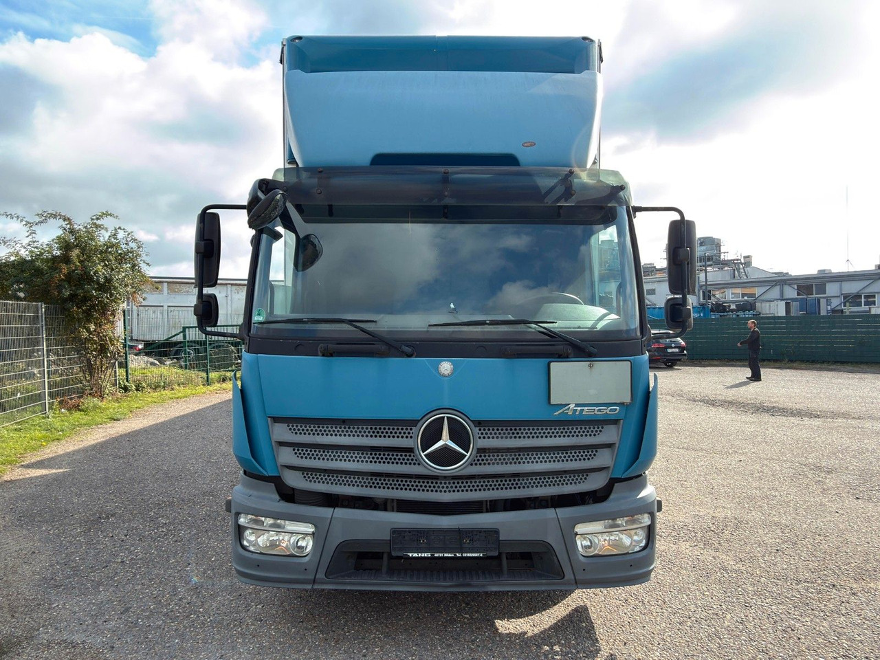 Mercedes-Benz 818 4X2 Pritsche & Plane & Tang Pritsche & Plane Mercedes-Benz 818 4X2 Pritsche & Plane & Tang Pritsche & Plane - الشاحنات الصغيرة ستائر: صور 4 Mercedes-Benz 818 4X2 Pritsche & Plane & Tang Pritsche & Plane Mercedes-Benz 818 4X2 Pritsche & Plane & Tang Pritsche & Plane - الشاحنات الصغيرة ستائر: صور 4