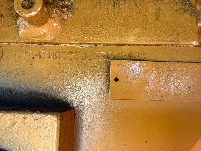 CAT D8T - بلدوزر: صور 2 CAT D8T - بلدوزر: صور 2