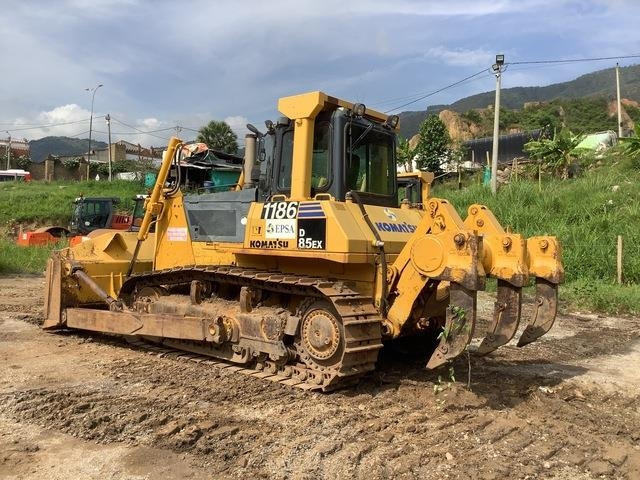 Komatsu D85EX-15 - بلدوزر: صور 2 Komatsu D85EX-15 - بلدوزر: صور 2