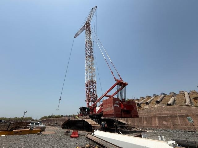 رافعة مجنزرة Liebherr LR1650: صور 23