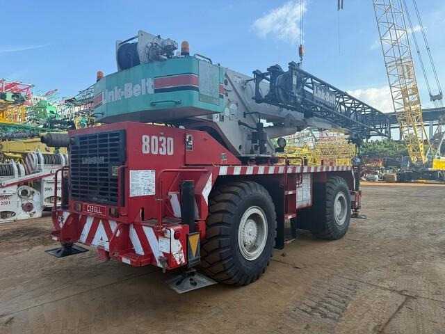 Link-Belt RTC 8030-2 - رافعة الطرق الوعرة: صور 3 Link-Belt RTC 8030-2 - رافعة الطرق الوعرة: صور 3