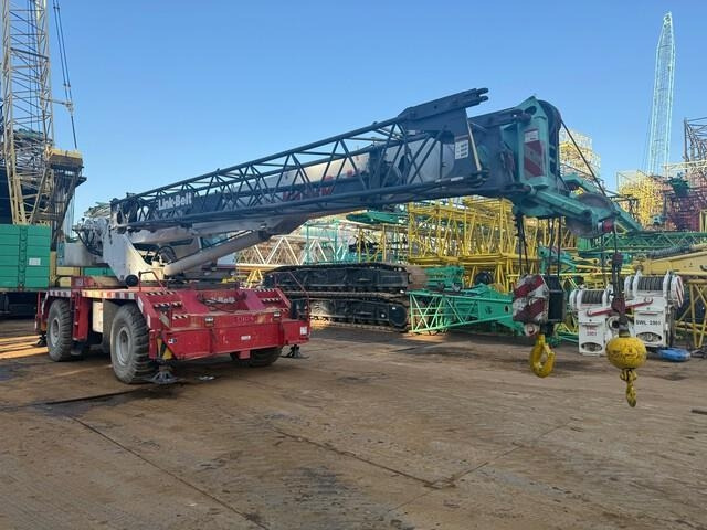 Link-Belt RTC8050-2 - رافعة الطرق الوعرة: صور 4 Link-Belt RTC8050-2 - رافعة الطرق الوعرة: صور 4