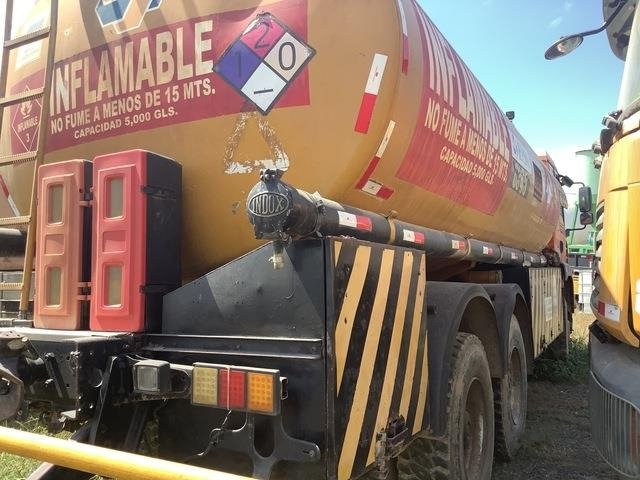 MAN 33.360-V20 - شاحنة صهريج: صور 3 MAN 33.360-V20 - شاحنة صهريج: صور 3