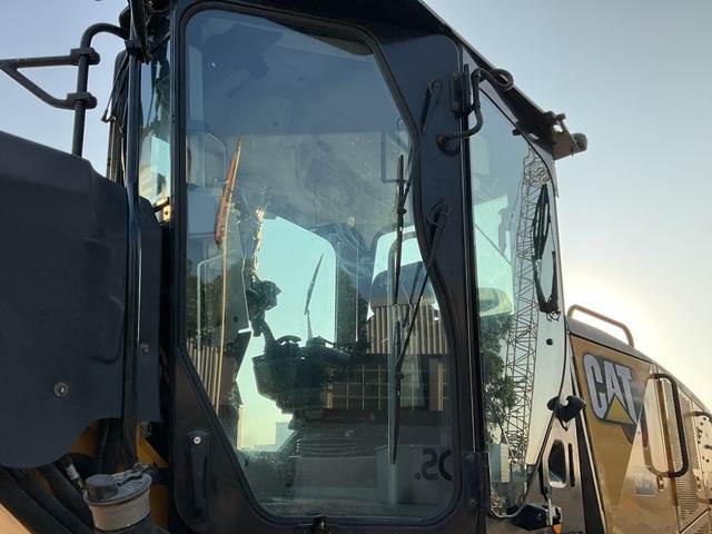 آلة تسوية الأرض CAT 14L AWD: صور 21