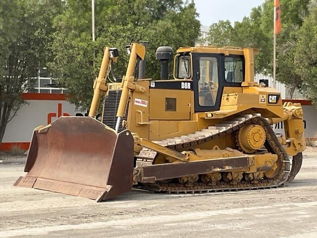 CAT D8R - بلدوزر: صور 1 CAT D8R - بلدوزر: صور 1