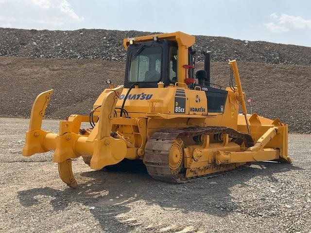 Komatsu D85EX-15 - بلدوزر: صور 3 Komatsu D85EX-15 - بلدوزر: صور 3