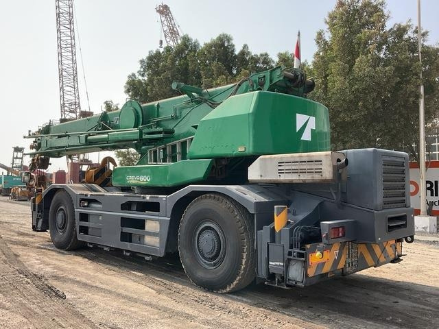 Tadano TR600N - رافعة الطرق الوعرة: صور 3 Tadano TR600N - رافعة الطرق الوعرة: صور 3