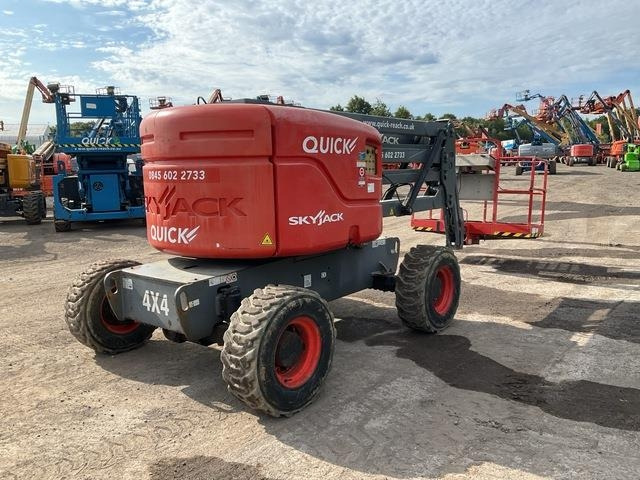 SkyJack SJ46AJ - رافعات سلة مفصلية: صور 3 SkyJack SJ46AJ - رافعات سلة مفصلية: صور 3