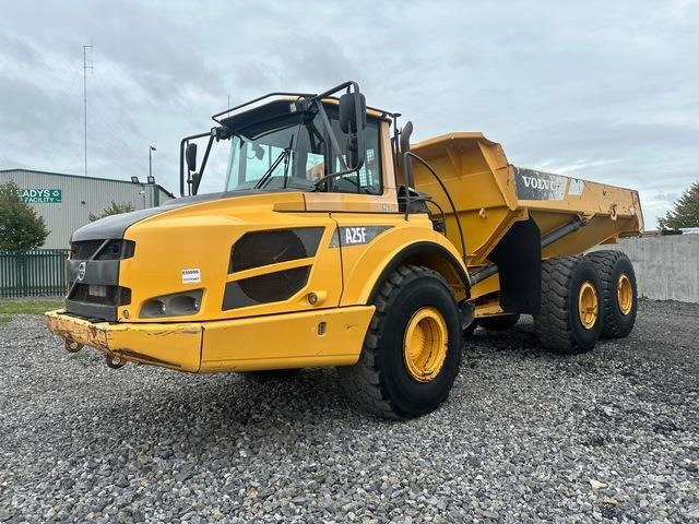 Volvo A25F - شاحنة مفصلية: صور 1 Volvo A25F - شاحنة مفصلية: صور 1