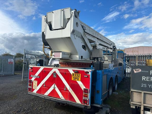 Volvo FL10 - شاحنة كرين: صور 3 Volvo FL10 - شاحنة كرين: صور 3