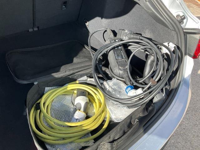 سيارة Audi Q3: صور 22