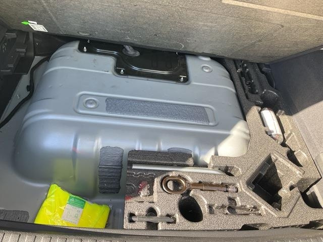 سيارة Audi Q3: صور 24