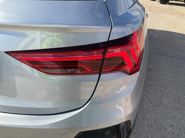 سيارة Audi Q3: صور 13