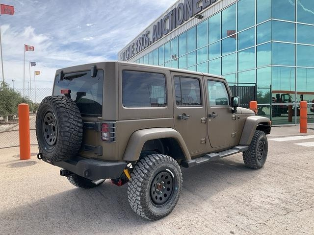 Jeep Wrangler JK Command - سيارة: صور 3 Jeep Wrangler JK Command - سيارة: صور 3