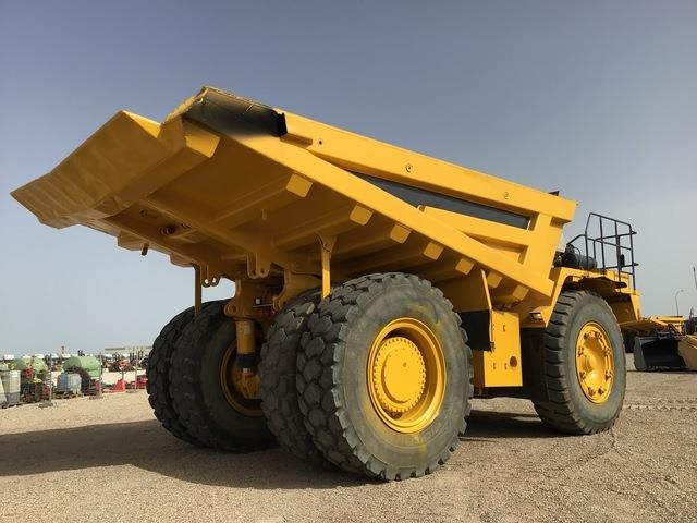 Komatsu HD785-5 - شاحنة قلابة للمحاجر: صور 3 Komatsu HD785-5 - شاحنة قلابة للمحاجر: صور 3