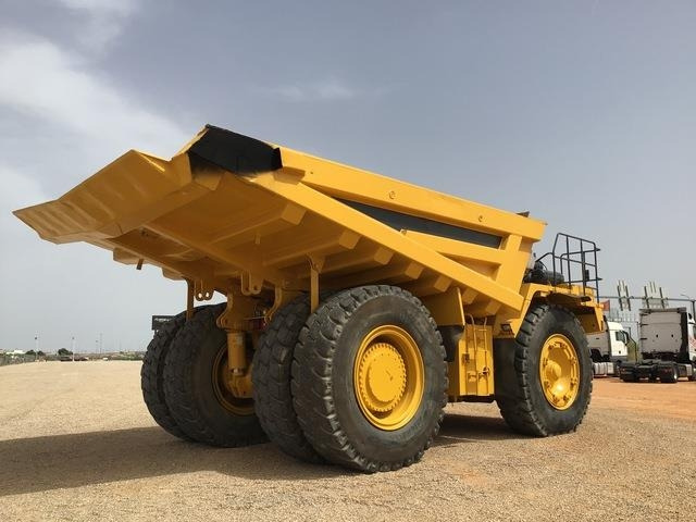 Komatsu HD785-5 - شاحنة قلابة للمحاجر: صور 3 Komatsu HD785-5 - شاحنة قلابة للمحاجر: صور 3