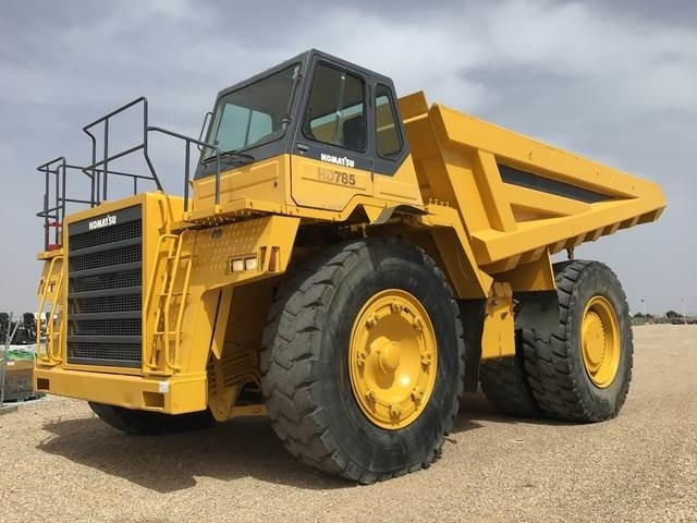 Komatsu HD785-5 - شاحنة قلابة للمحاجر: صور 1 Komatsu HD785-5 - شاحنة قلابة للمحاجر: صور 1