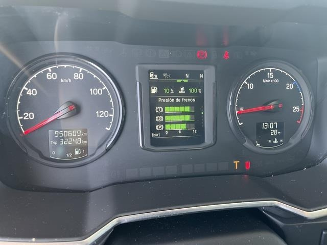 Scania P410 - شاحنة جرار: صور 5 Scania P410 - شاحنة جرار: صور 5