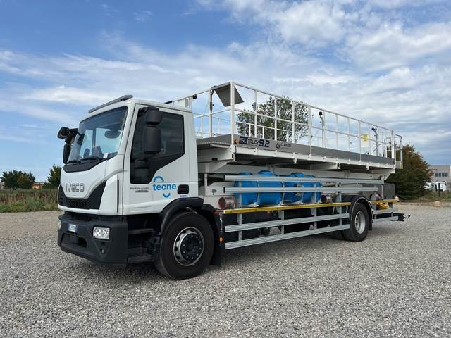Iveco Eurocargo 180E25 - مصاعد الازدهار محمولة على شاحنة, رافعات مقصية: صور 1 Iveco Eurocargo 180E25 - مصاعد الازدهار محمولة على شاحنة, رافعات مقصية: صور 1