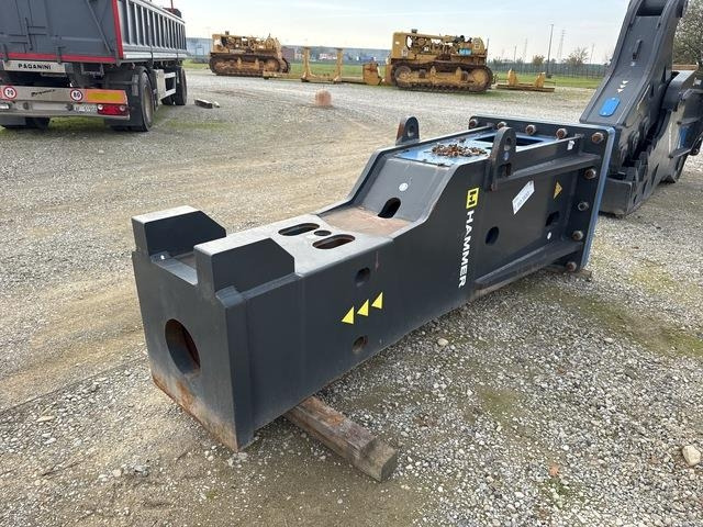 Mustang HS10000 - معدات البناء: صور 4 Mustang HS10000 - معدات البناء: صور 4