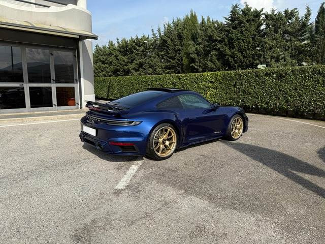 Porsche 911 Coupe - سيارة: صور 3 Porsche 911 Coupe - سيارة: صور 3
