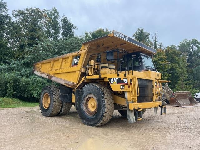 CAT 775D - شاحنة قلابة للمحاجر: صور 4 CAT 775D - شاحنة قلابة للمحاجر: صور 4