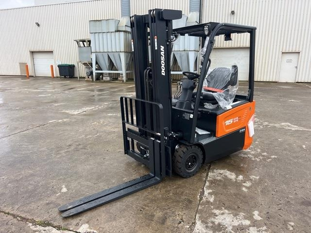 Doosan B15T-7 PLUS - رافعة شوكية كهربائية: صور 1 Doosan B15T-7 PLUS - رافعة شوكية كهربائية: صور 1