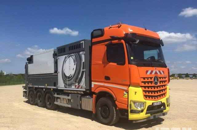 Rivard - Mercedes-Benz EXVAC - Arocs 3253 8x4 - فراغ شاحنة: صور 2 Rivard - Mercedes-Benz EXVAC - Arocs 3253 8x4 - فراغ شاحنة: صور 2