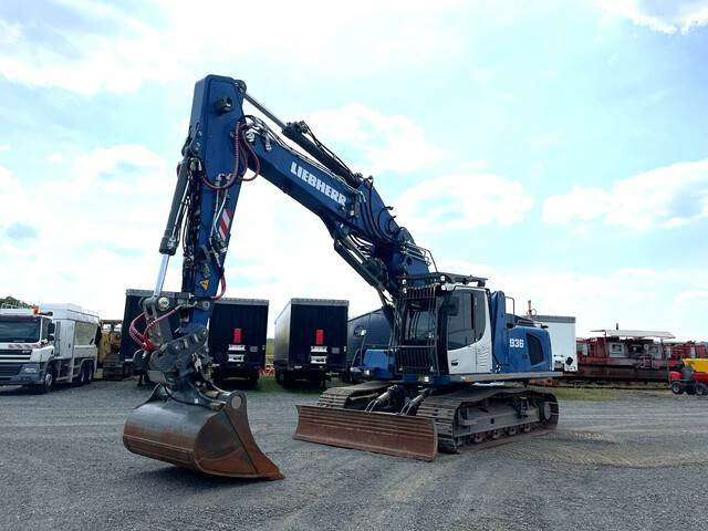 Liebherr R936LC - حفارات زحافة: صور 1 Liebherr R936LC - حفارات زحافة: صور 1