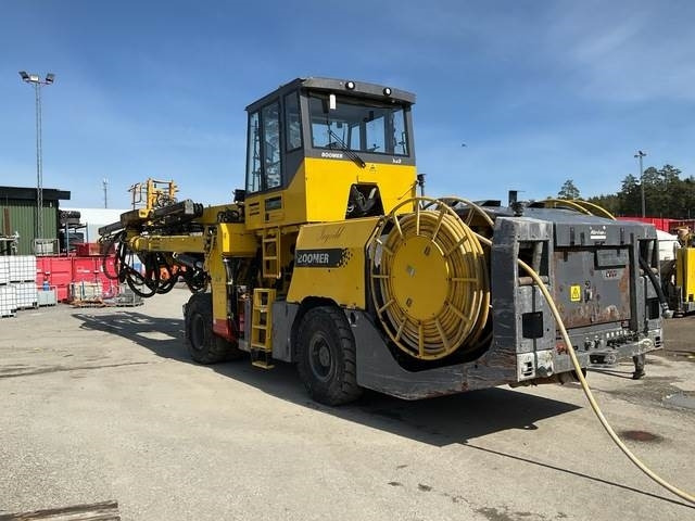 Atlas Copco XE3C - ماكينات التعدين: صور 2 Atlas Copco XE3C - ماكينات التعدين: صور 2