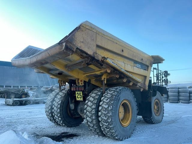 Komatsu HD605-7EO - شاحنة قلابة للمحاجر: صور 3 Komatsu HD605-7EO - شاحنة قلابة للمحاجر: صور 3