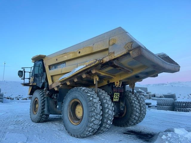 Komatsu HD605-7EO - شاحنة قلابة للمحاجر: صور 2 Komatsu HD605-7EO - شاحنة قلابة للمحاجر: صور 2