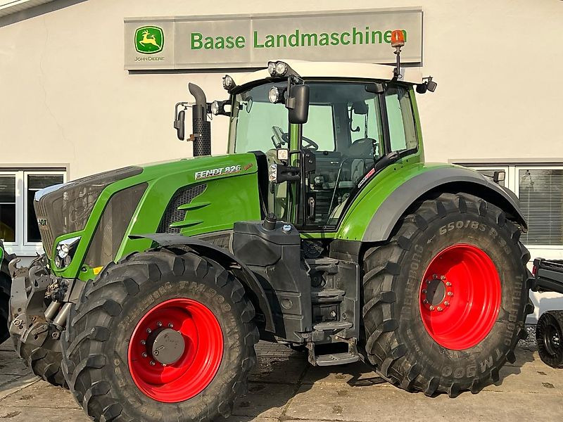Fendt 826 Vario ProfiPlus NatureGreen - جرار: صور 1 Fendt 826 Vario ProfiPlus NatureGreen - جرار: صور 1